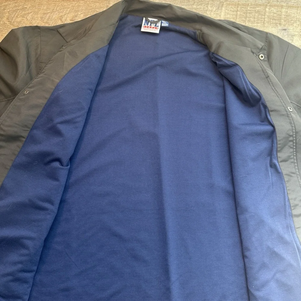 Vintage New England Patriots Black Lightweight Jacket Size XXL